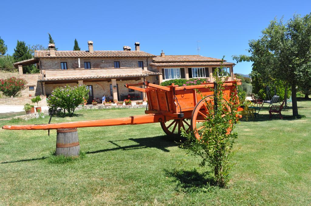 Farm Stay Il Carro Del Colle Collevalenza Εξωτερικό φωτογραφία